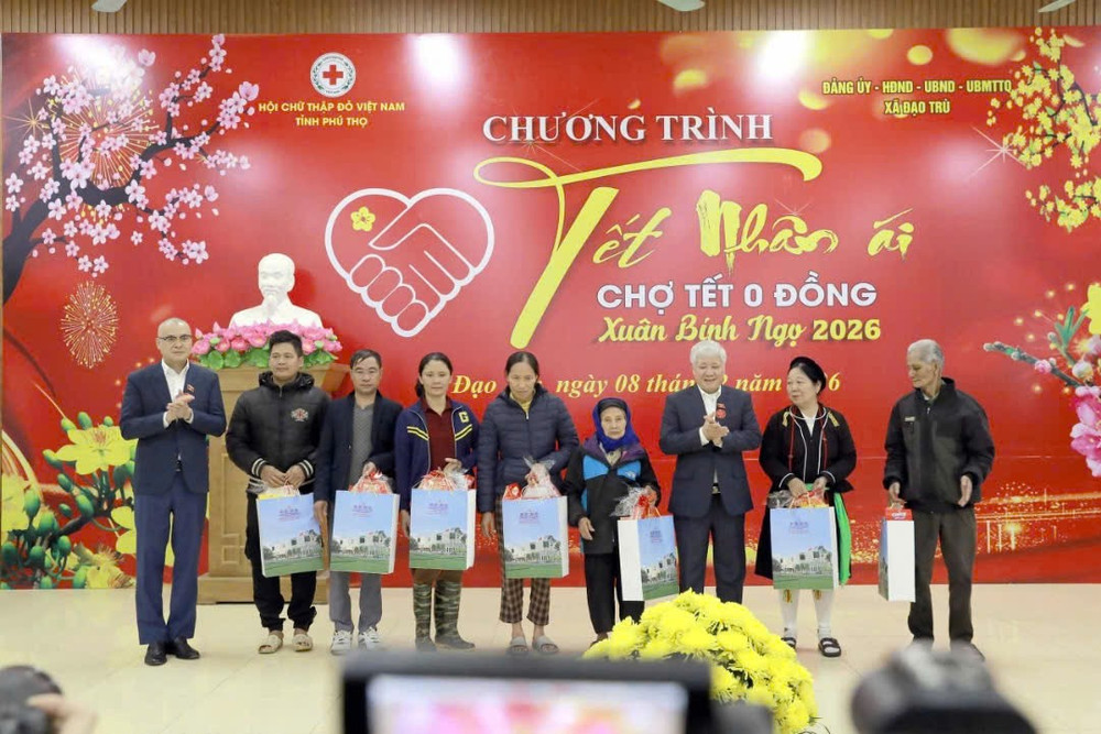 Phó Chủ tịch Thường trực Quốc hội Đỗ Văn Chiến dự chương trình “Tết Nhân ái” – Xuân Bính Ngọ 2026 tại xã Đạo Trù, tỉnh Phú Thọ